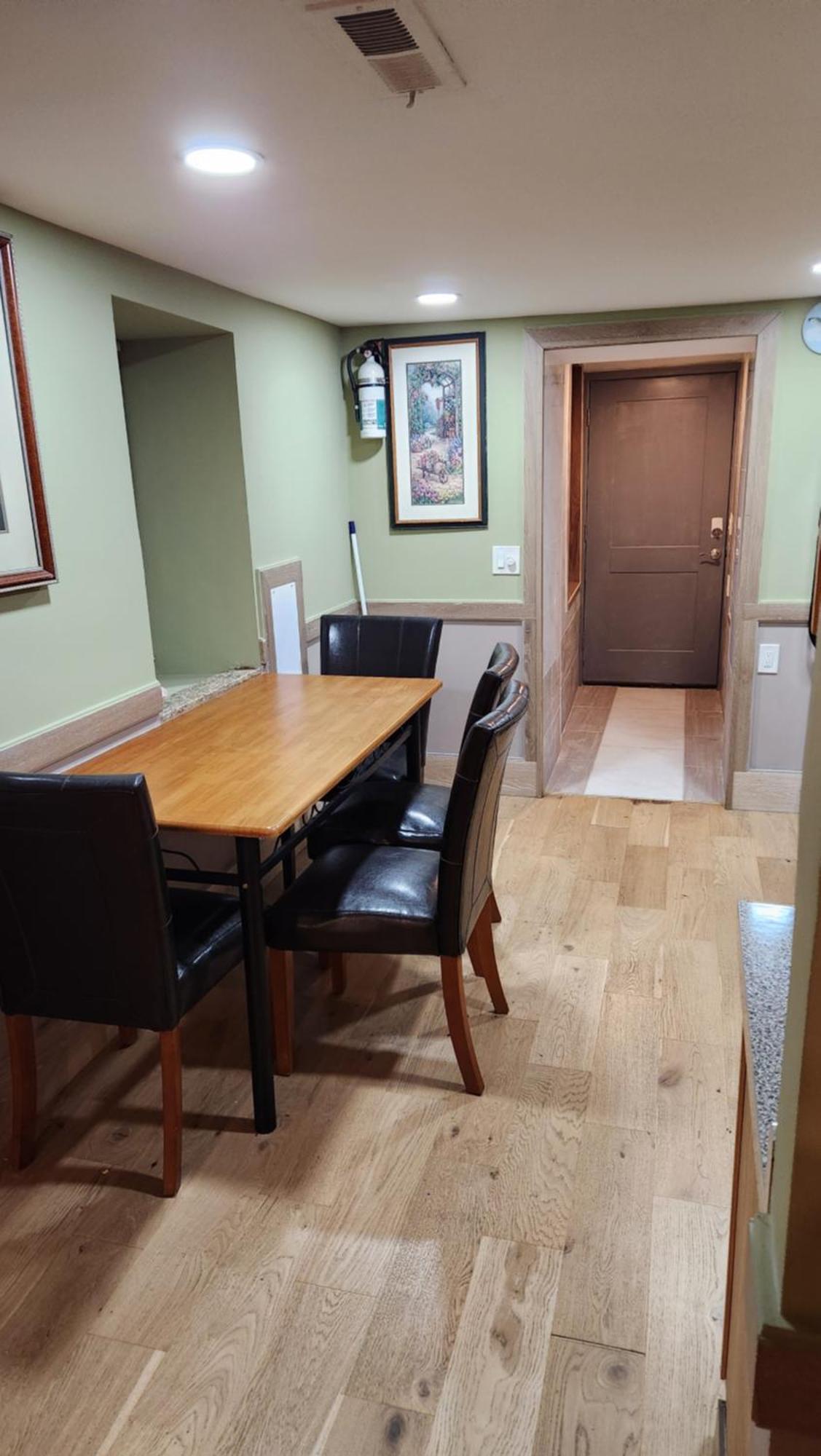 Two Bedroom Few Blocks From The Beach And Tropicana Casino Атлантик Сити Экстерьер фото