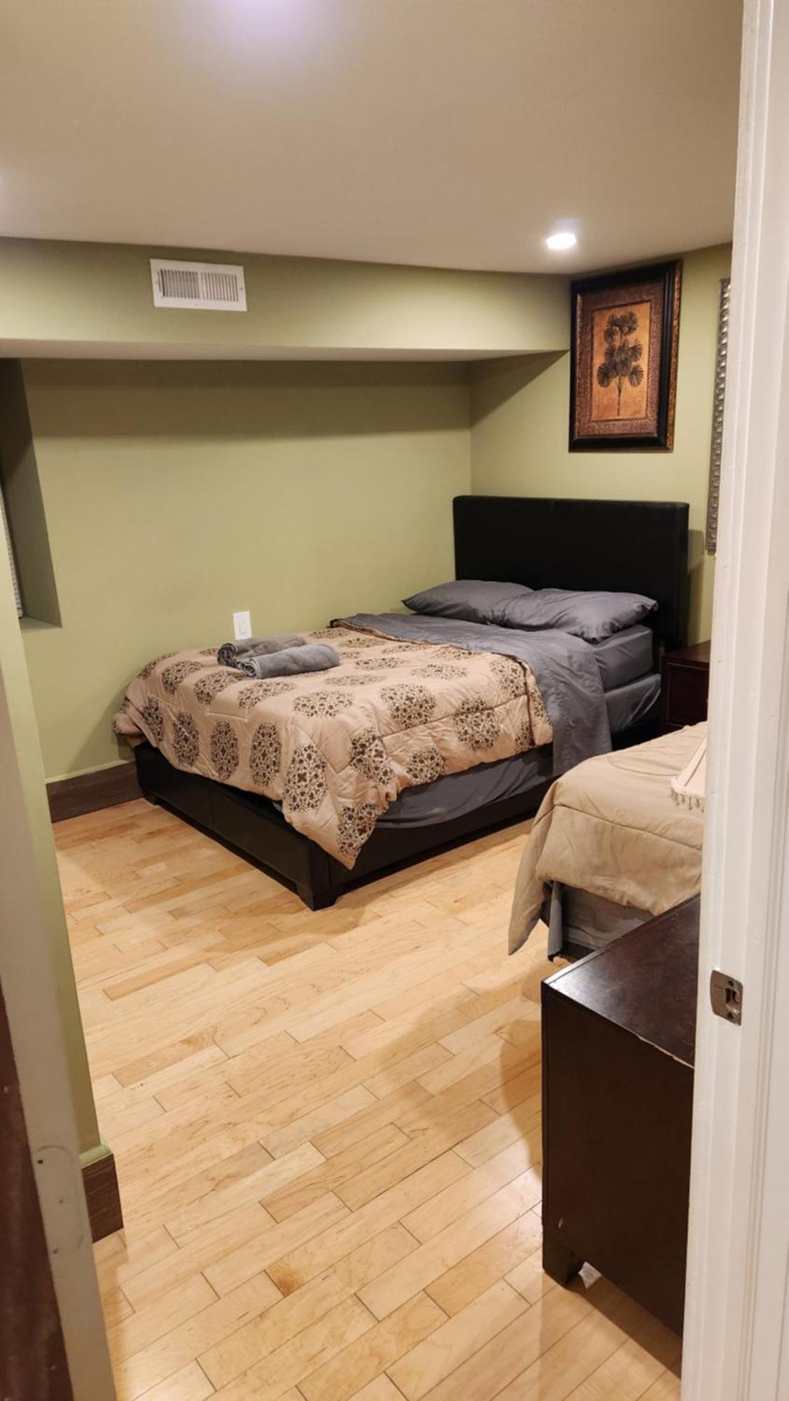 Two Bedroom Few Blocks From The Beach And Tropicana Casino Атлантик Сити Экстерьер фото